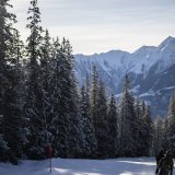 Grâce à d'importantes chutes de neige, les Remontées mécaniques ont tiré un très bon premier bilan de la saison hivernale (archives). KEYSTONE/GIAN EHRENZELLER